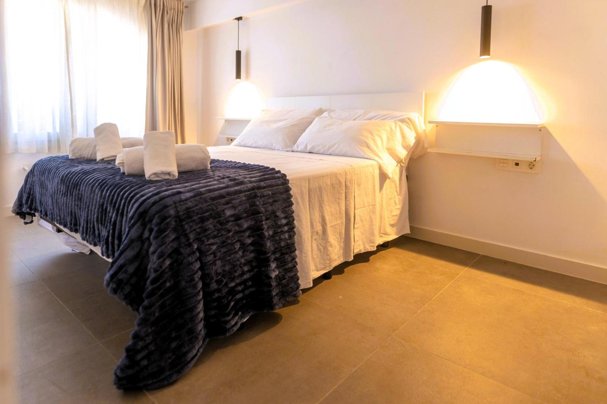 Suitur Beachfront Apartment Roc De Sant Gaieta Roda de Berà  Exterior foto